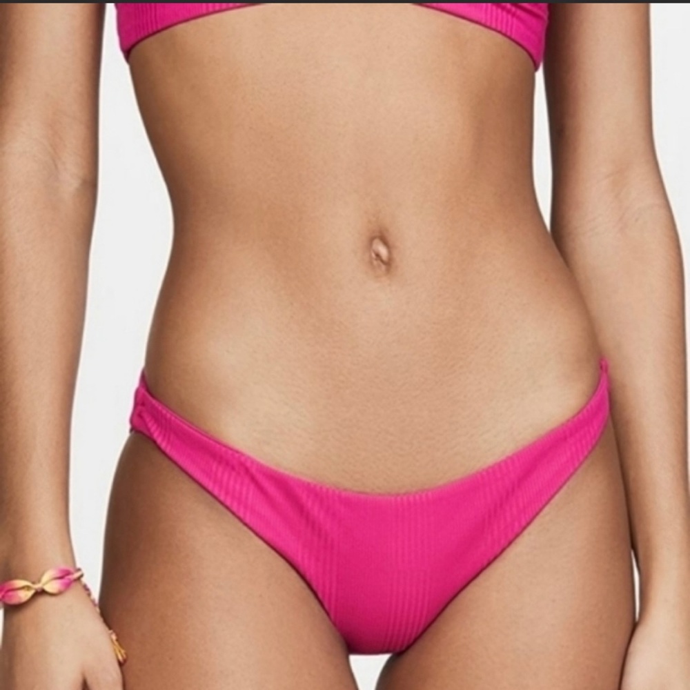 NWT Vitamin A Luciana Bikini Bottom M